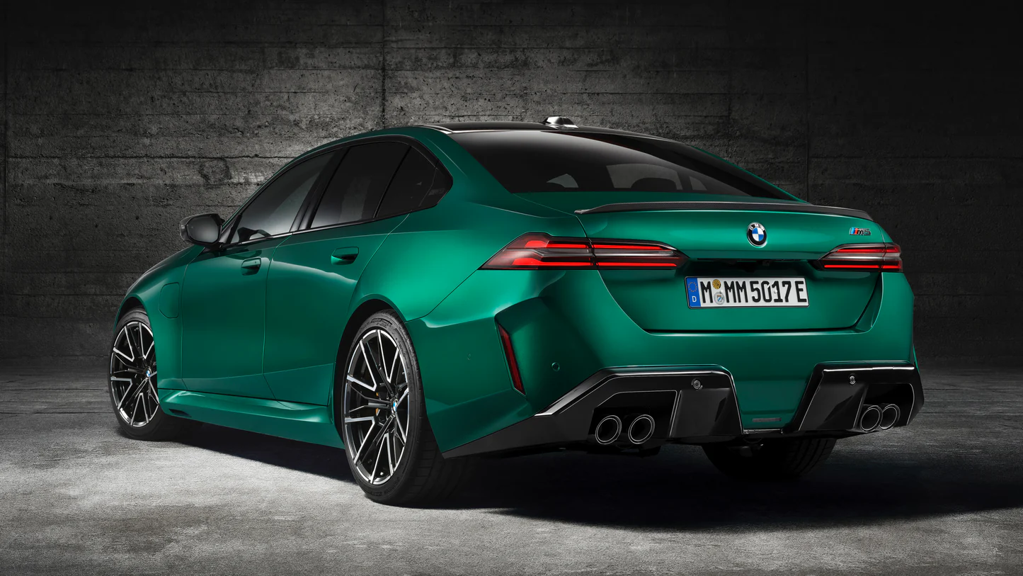 Araç Kapak Fotoğrafı